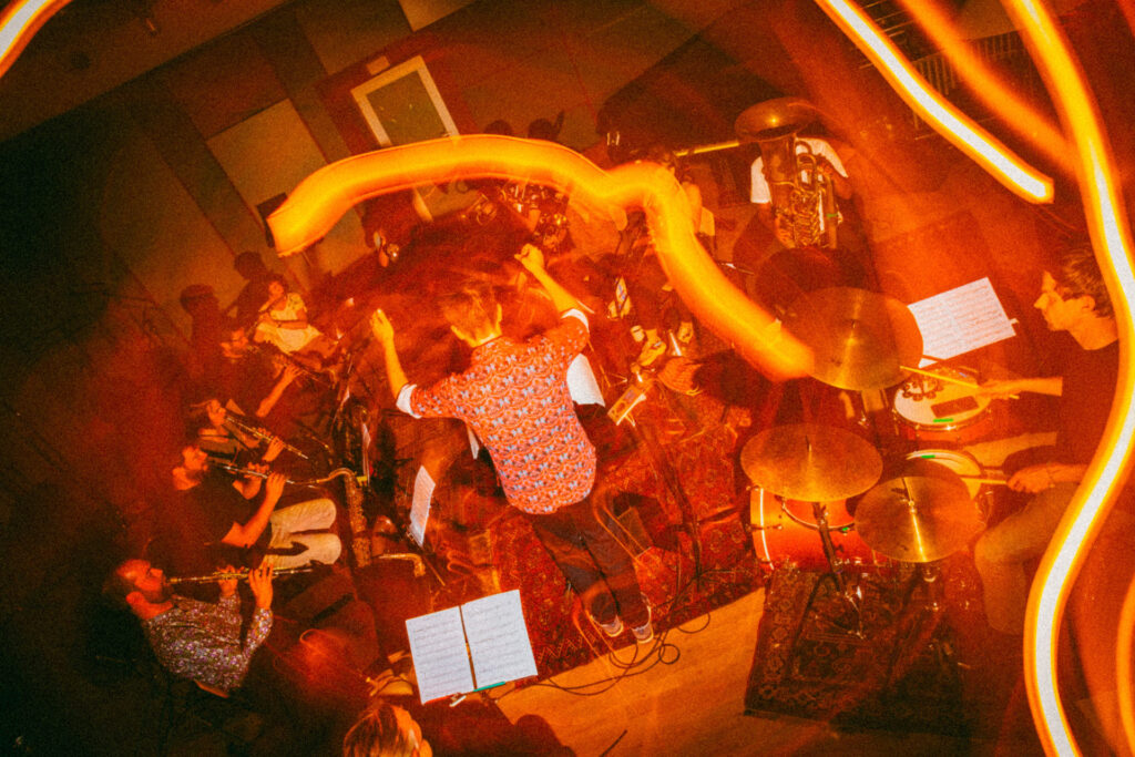 MAGNETIC-GHOST-ORCHESTRA-BY-BENJAKON-staatsakt-fun-in-the-church